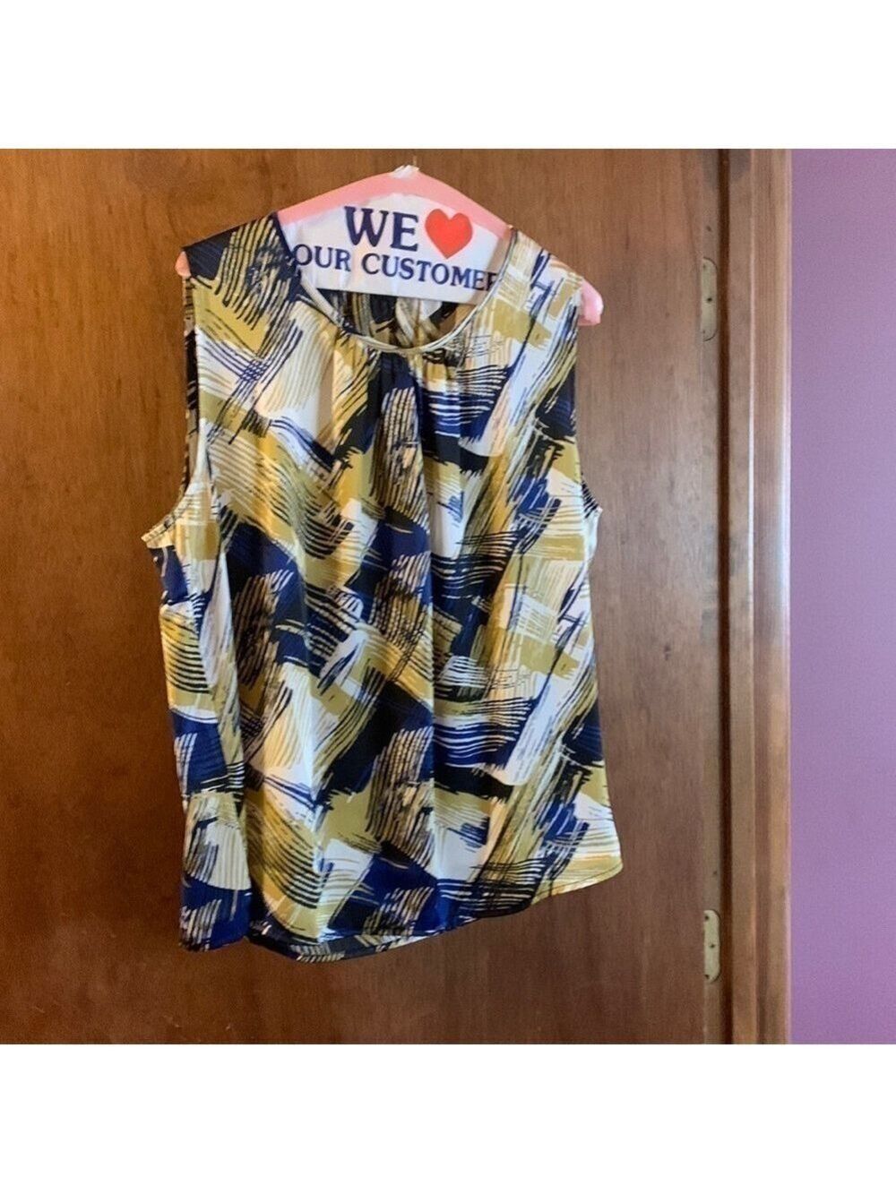Woman’s Nine West sleeveless top. Size 1x